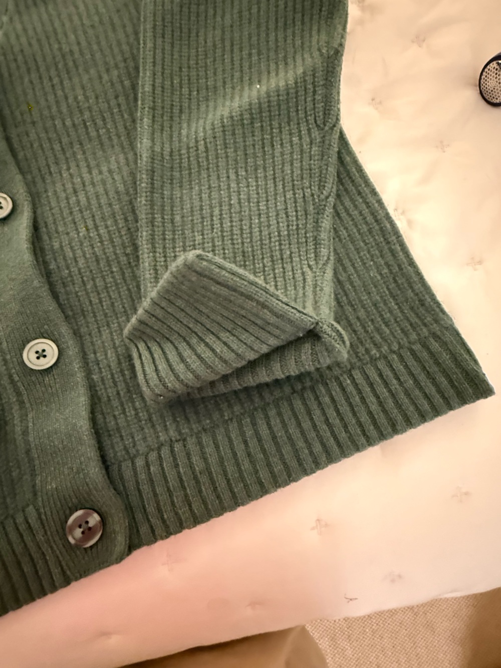 Kule Ribbed V-Neck Button Cardigan - Green - Picture 3 of 6